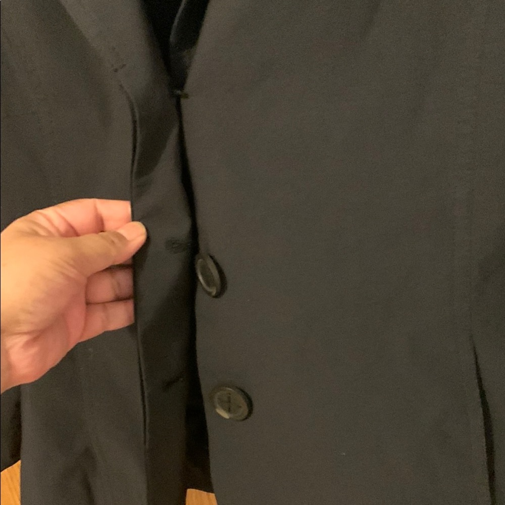 Zenobia Black silk Blazer with hidden buttons. Zenobia. - Picture 2 of 4